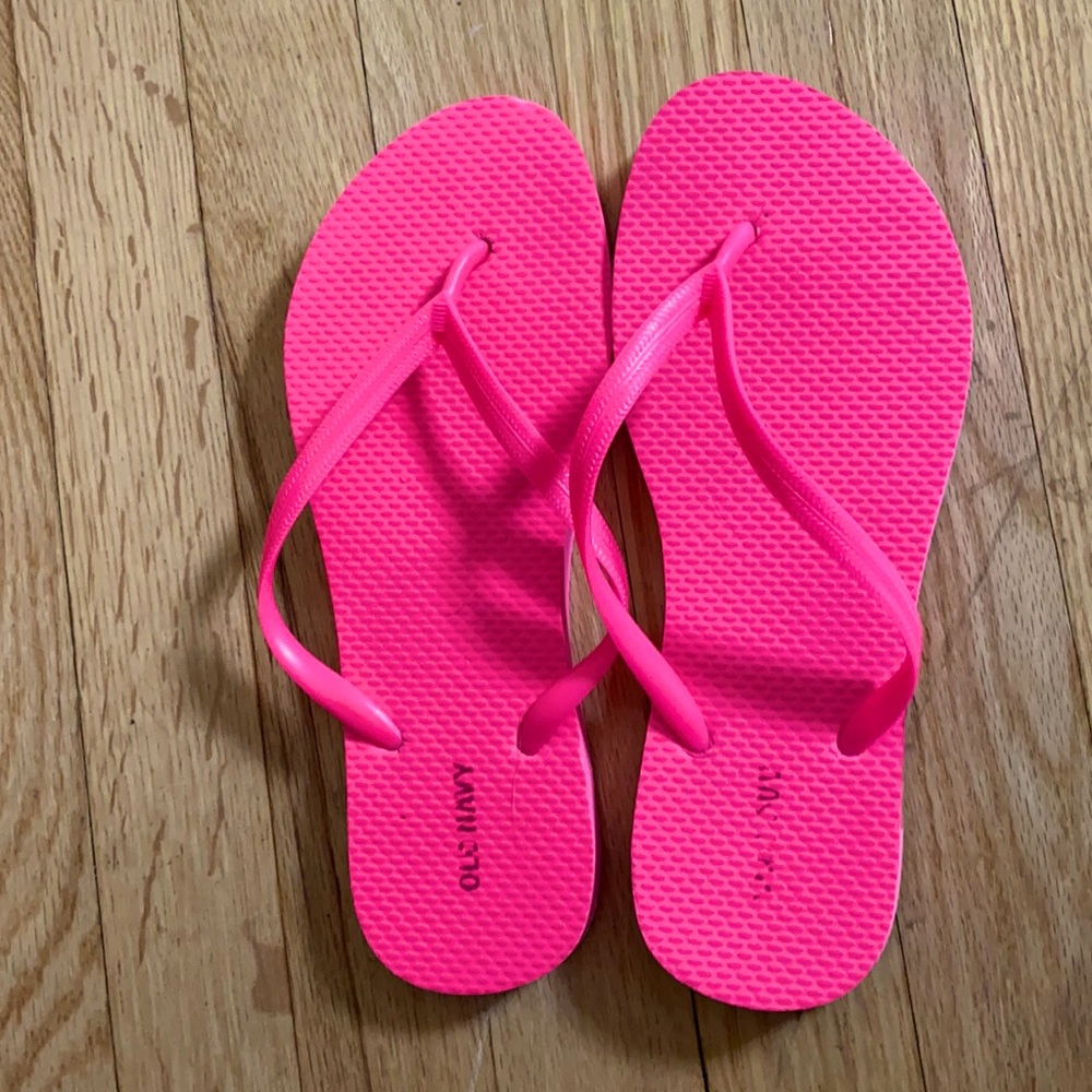 Girls Old Navy Hot Pink Flip-Flops